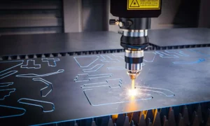 كل ما تريد أن تعرفه عن قطع المواد باليزر Cnc